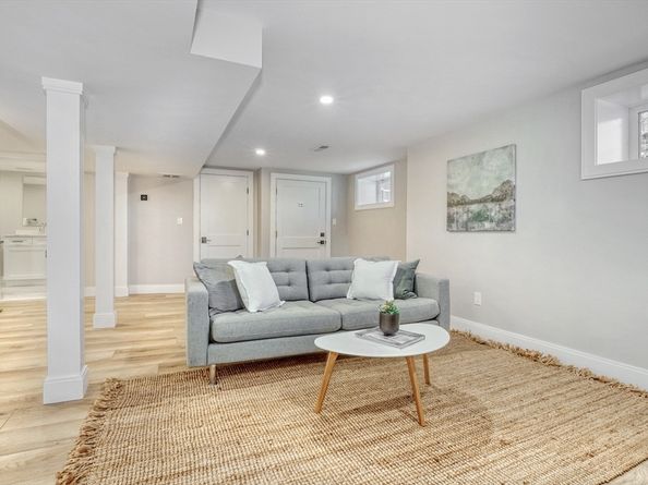 114-116 West Wyoming Ave 1, Melrose MA 02176