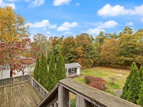 10 Oak St, Wareham MA 02571