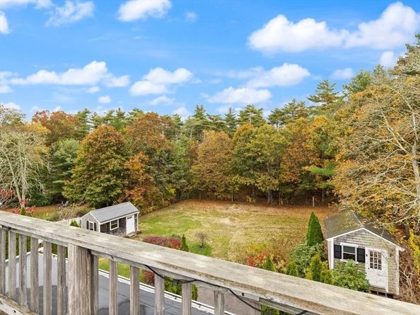 10 Oak St, Wareham MA 02571