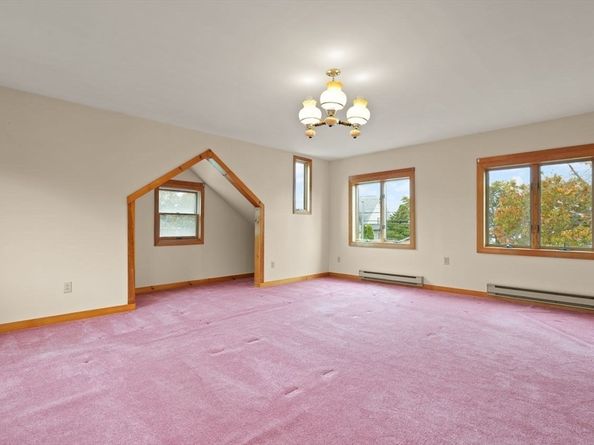 10 Oak St, Wareham MA 02571