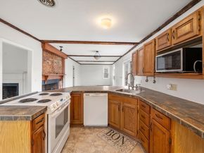 126 Summer St, Plymouth MA 02360