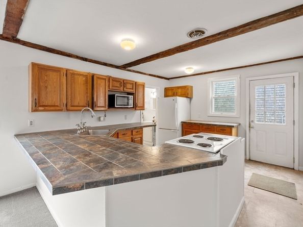 126 Summer St, Plymouth MA 02360