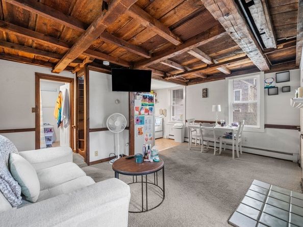 126 Summer St, Plymouth MA 02360