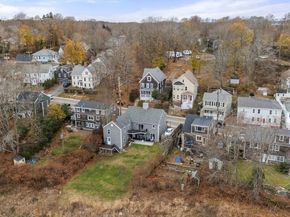 126 Summer St, Plymouth MA 02360