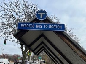 9-17 Baldwin St 15C, Newton MA 02458