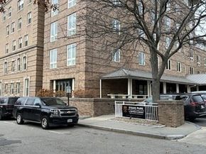 9-17 Baldwin St 15C, Newton MA 02458