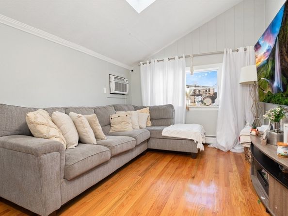 14 Bay Rd, Revere MA 02151