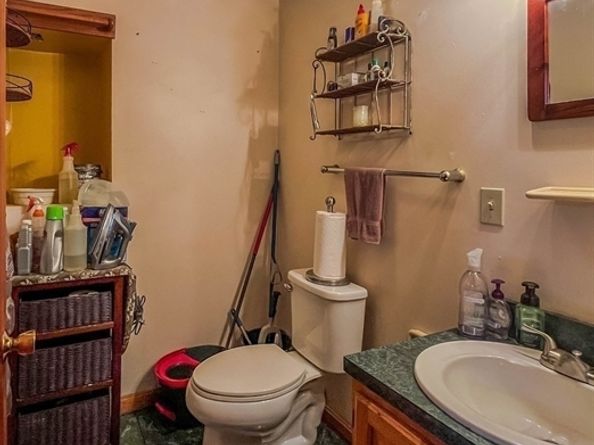 44 Baker St, Brockton MA 02302