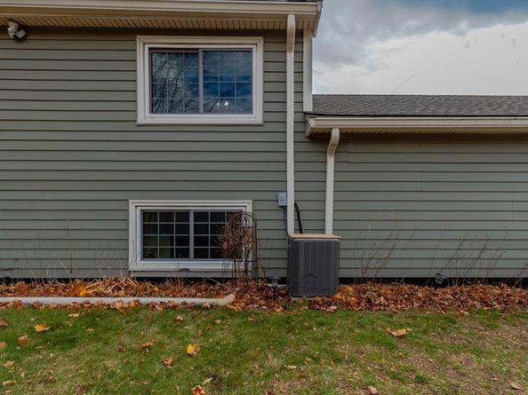 44 Baker St, Brockton MA 02302