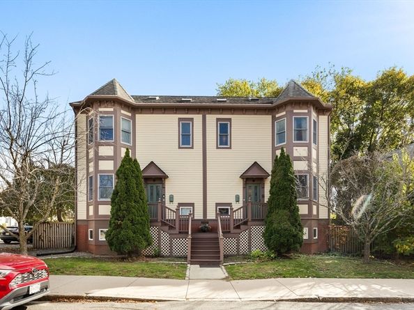 70 Victoria St 70, Somerville MA 02144