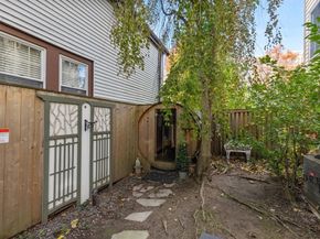 70 Victoria St 70, Somerville MA 02144