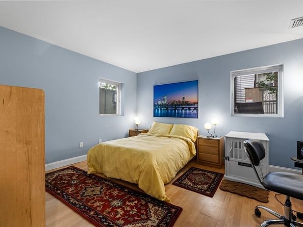 70 Victoria St 70, Somerville MA 02144