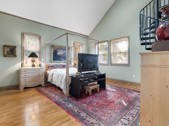 70 Victoria St 70, Somerville MA 02144