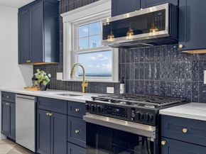 12 Carver Rd, Watertown MA 02472