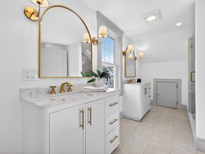 12 Carver Rd, Watertown MA 02472