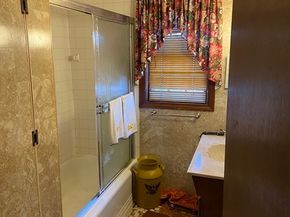 9 Walden Pond Ave, Saugus MA 01906