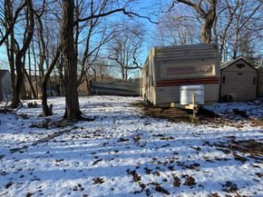 9 Walden Pond Ave, Saugus MA 01906