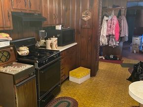 9 Walden Pond Ave, Saugus MA 01906