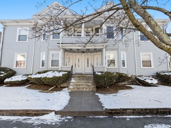 215 Ash St 3, Waltham MA 02453