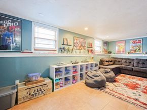 609 Ashby West Rd, Fitchburg MA 01420