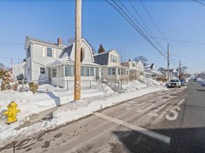106 Darrow St, Quincy MA 02169