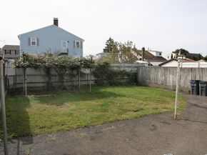 41 Northend St, Peabody MA 01960