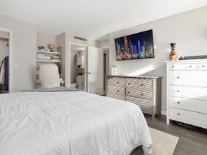 3 Ledgewood Way 8, Peabody MA 01960