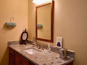 25 Carriage Ln 25, Duxbury MA 02332