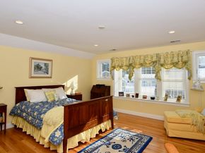 25 Carriage Ln 25, Duxbury MA 02332