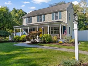 177 Dwelley St, Pembroke MA 02359