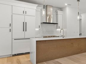 327 Alewife Brook Pkwy B, Somerville MA 02144