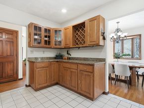 16 Battlemarch Way, Woburn MA 01801