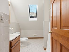 16 Battlemarch Way, Woburn MA 01801