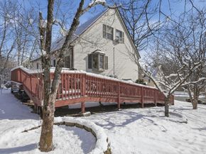 16 Battlemarch Way, Woburn MA 01801