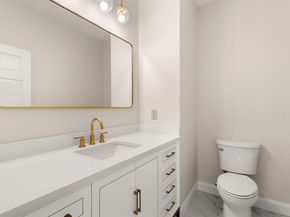 140 York St, Canton MA 02021