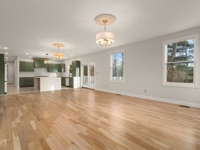 140 York St, Canton MA 02021