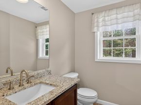 15 Bufton Farm Rd, Clinton MA 01510