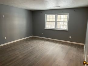 22 Kingswood 6F, Abington MA 02351