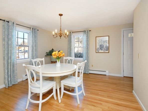 100 Harrington Ave, Concord MA 01742