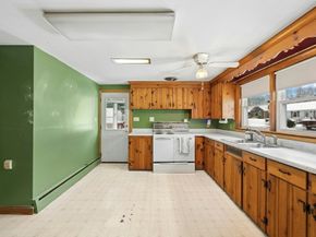 156 Hurd St, Fitchburg MA 01420