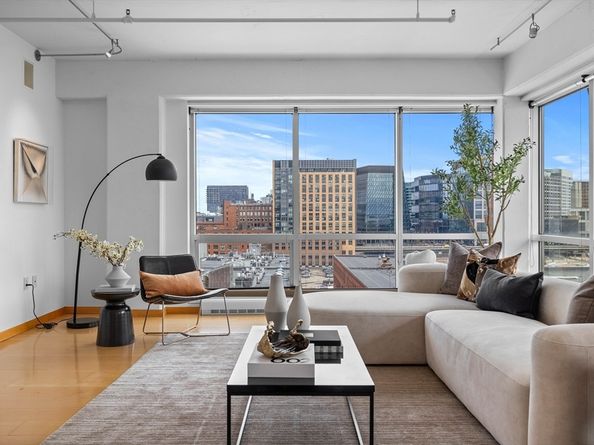 25 Channel Center St 1102, Boston MA 02210