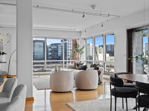 25 Channel Center St 1102, Boston MA 02210