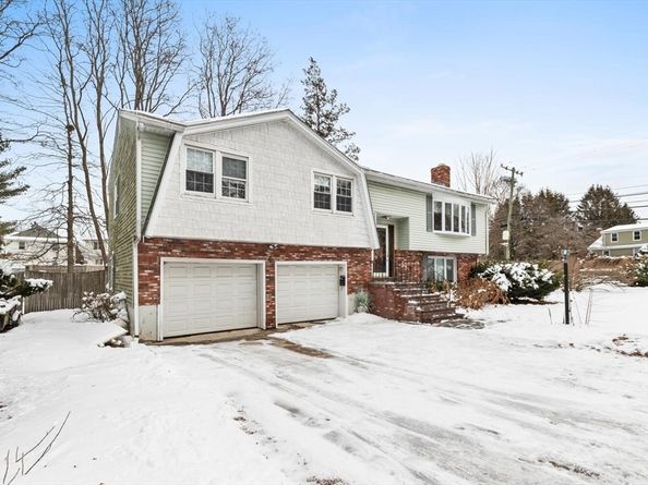 1 Alden Ave, Stoneham MA 02180