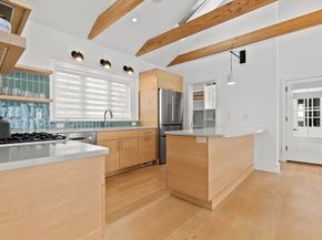 33 Bayview Rd, Ipswich MA 01938