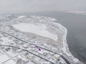 33 Bayview Rd, Ipswich MA 01938