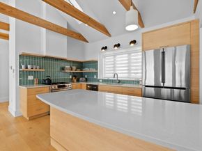 33 Bayview Rd, Ipswich MA 01938