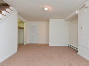 6 Harleston St 6, Boston MA 02120