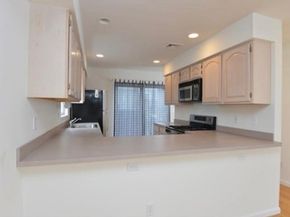 6 Harleston St 6, Boston MA 02120