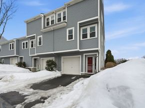 8 Russell Dr 7D, Salem MA 01970