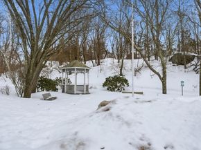 8 Russell Dr 7D, Salem MA 01970
